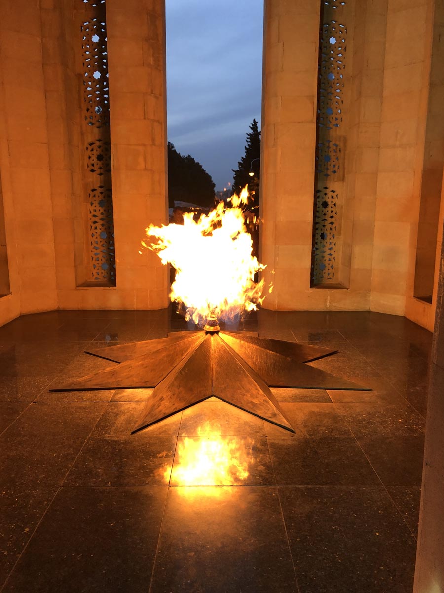 azerbaijani (14)
