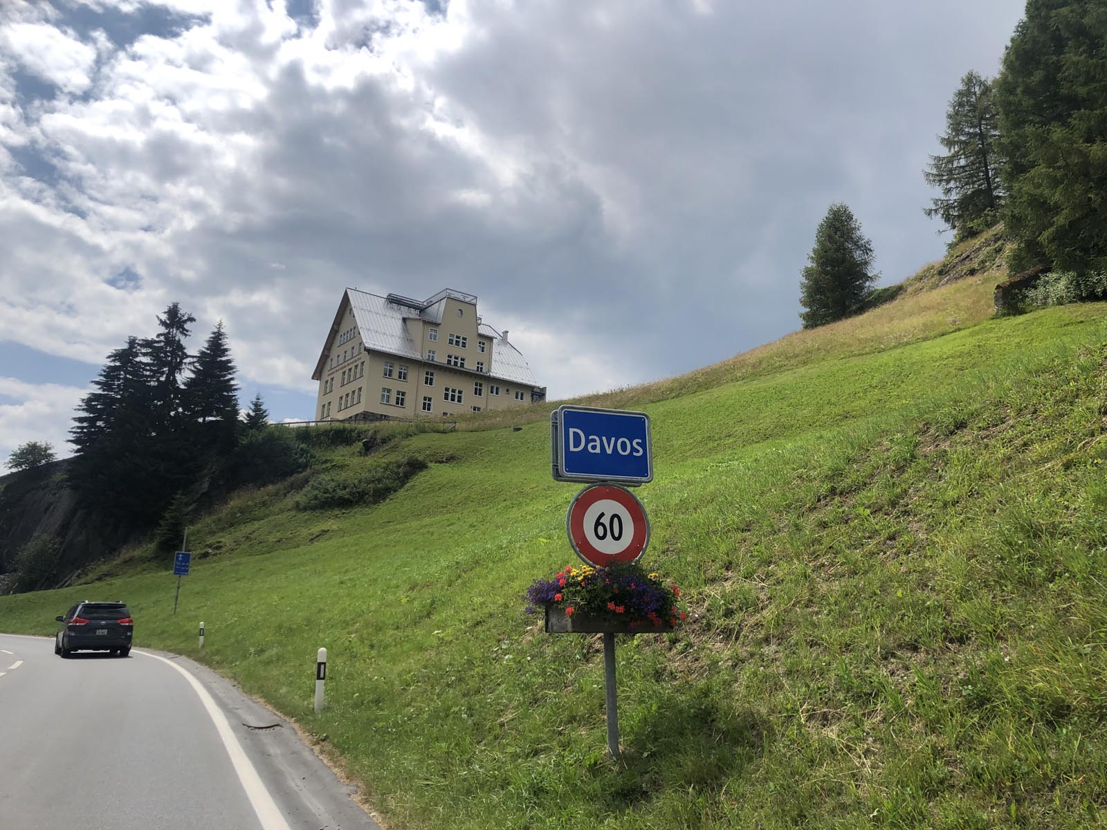 switzerland (33)